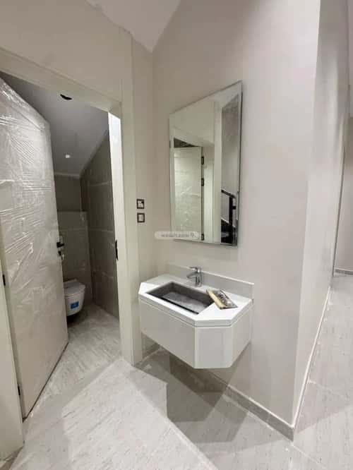 Floor 239 SQM with 5 Bedrooms Al-Khaleej, East Riyadh, Riyadh