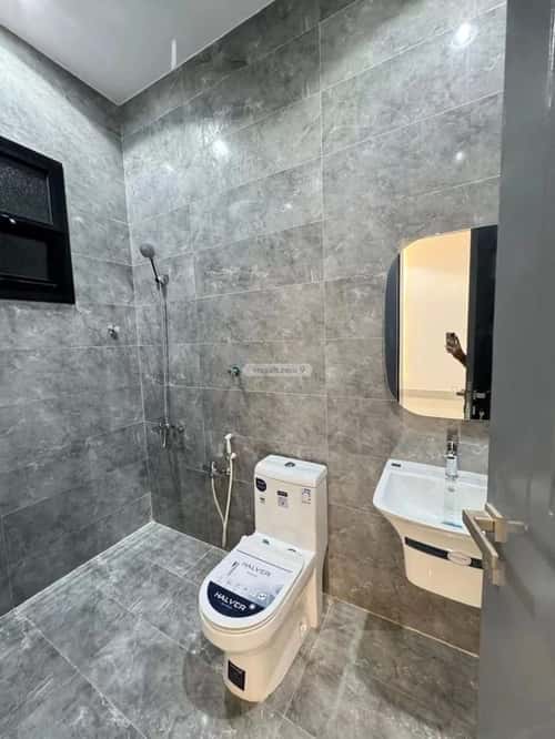 Floor 184 SQM with 5 Bedrooms Al-Qadisiyah, East Riyadh, Riyadh