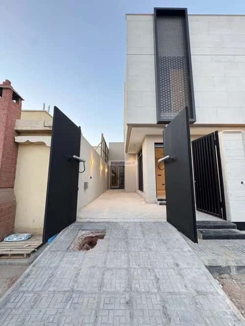 Villa 271 SQM Facing North on 20m Width Street King Faisal, East Riyadh, Riyadh
