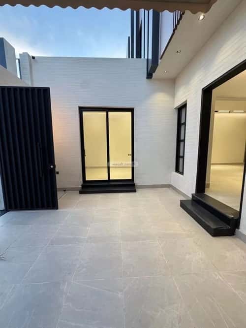 فيلا 262 متر مربع جنوبية على شارع 18م اليرموك، شرق الرياض، الرياض