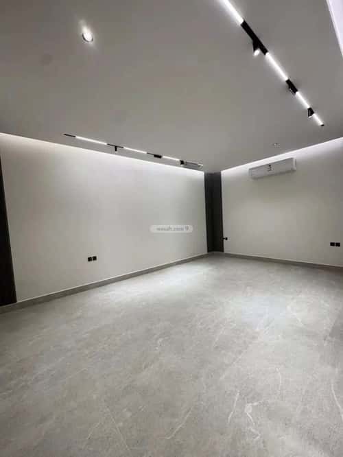 Villa 262 SQM Facing South on 18m Width Street Al-Yarmuk, East Riyadh, Riyadh