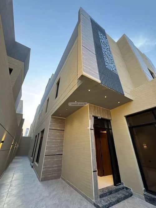Floor 141 SQM with 4 Bedrooms Al-Muanisiyah, East Riyadh, Riyadh