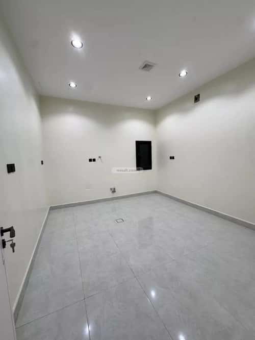 6 bedroom villa in Al Rimal