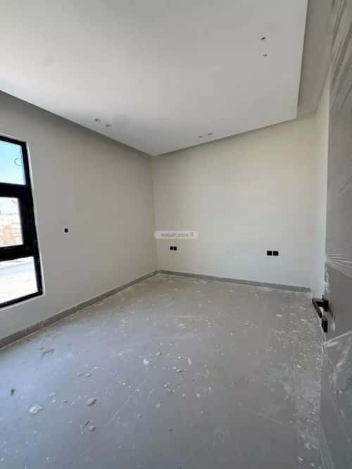 Floor 156 SQM with 5 Bedrooms Ishbiliyah, East Riyadh, Riyadh