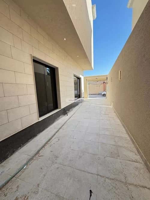 Villa 360 SQM Facing South East on 20m Width Street Al-Qadisiyah, East Riyadh, Riyadh