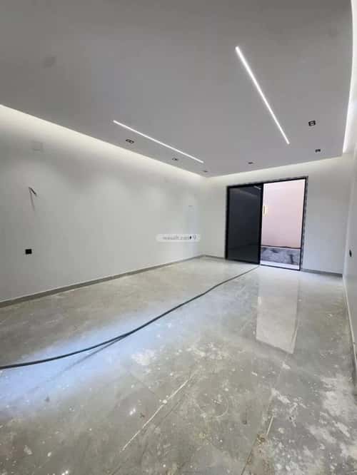 فيلا 360 متر مربع جنوبية شرقية على شارع 20م القادسية، شرق الرياض، الرياض