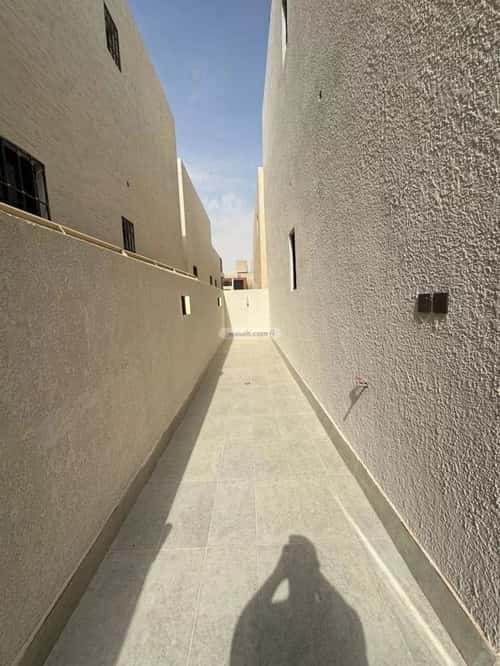 دور 169 متر مربع ب 5 غرف المونسية، شرق الرياض، الرياض