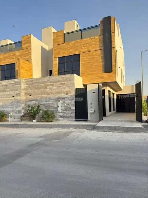 Villa 408 SQM Facing North West on 20m Width Street Qurtubah, East Riyadh, Riyadh