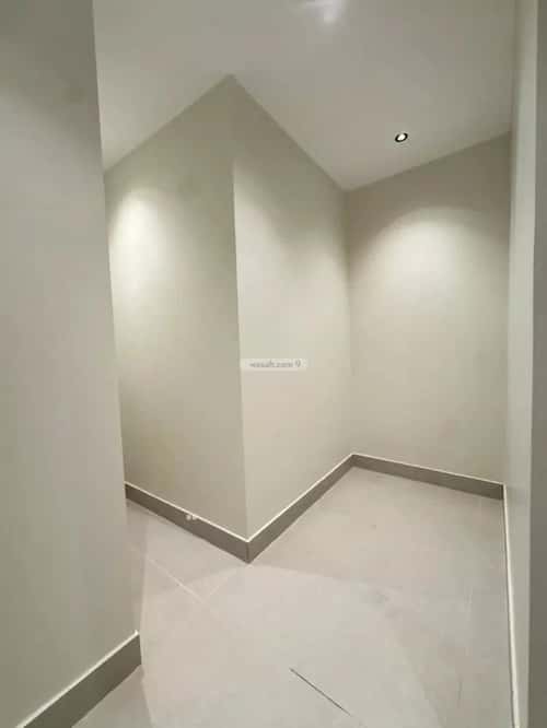 Floor 201 SQM with 4 Bedrooms An-Nahdah, East Riyadh, Riyadh