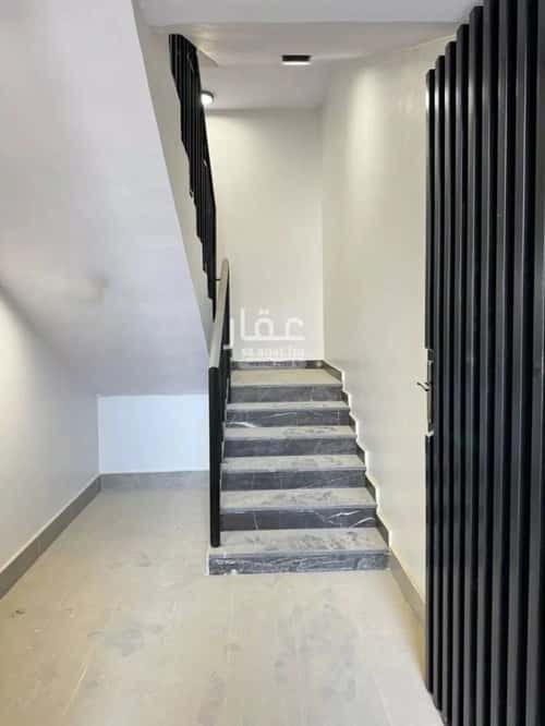 Apartment with 3 Bedrooms Al Bayan, East Riyadh, Riyadh