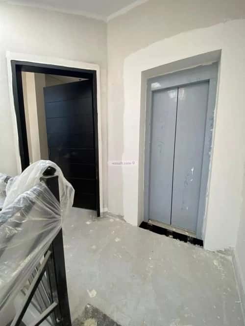 Apartment with 4 Bedrooms Al-Maizaliyah, East Riyadh, Riyadh