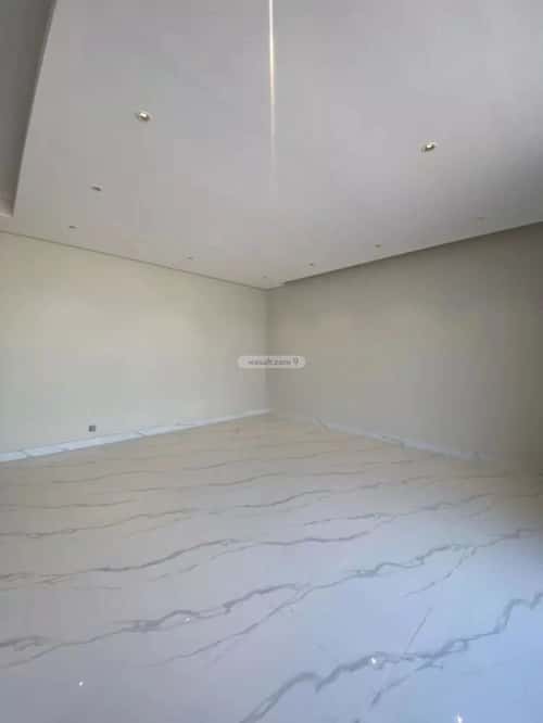 فيلا 315 متر مربع شمالية شرقية على شارع 15م المعيزيلة، شرق الرياض، الرياض