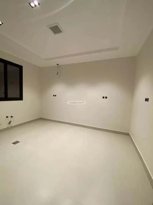 Floor 242 SQM with 5 Bedrooms Al-Khaleej, East Riyadh, Riyadh