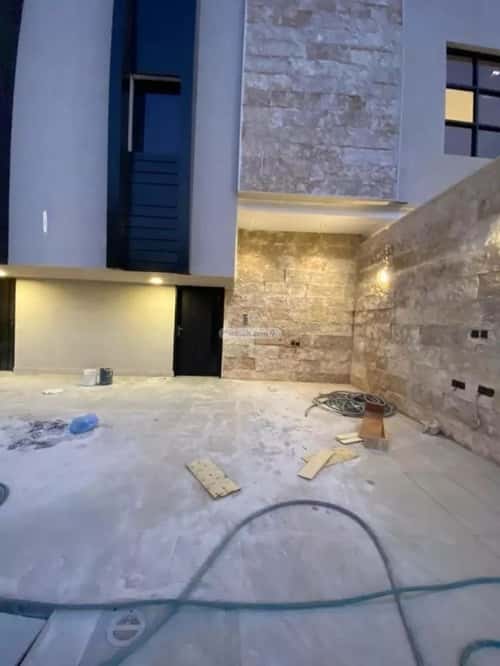 Floor 236 SQM with 5 Bedrooms Al-Khaleej, East Riyadh, Riyadh