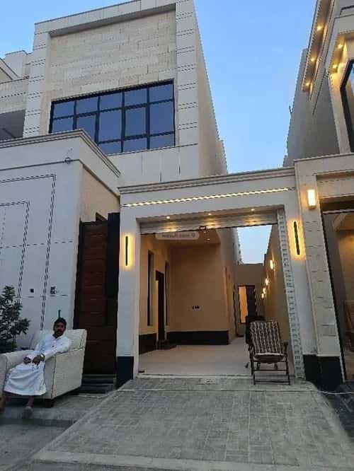Floor 148 SQM with 5 Bedrooms Ar-Rimal, East Riyadh, Riyadh