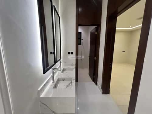 5 bedroom villa in Al Rimal