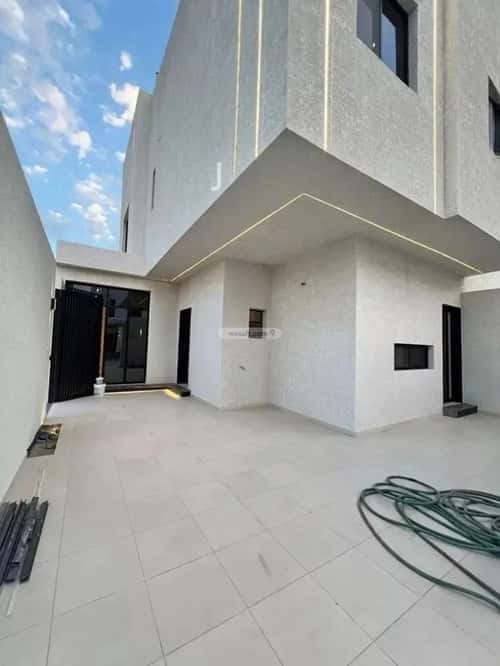 Villa 244 SQM Facing South West on 15m Width Street Al-Maizaliyah, East Riyadh, Riyadh