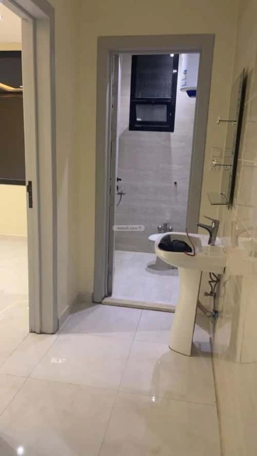 Apartment with 3 Bedrooms Al-Muanisiyah, East Riyadh, Riyadh