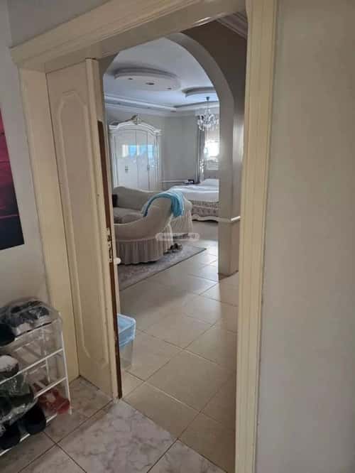 Villa 810 SQM Facing South on 20m Width Street Al-Khaleej, East Riyadh, Riyadh