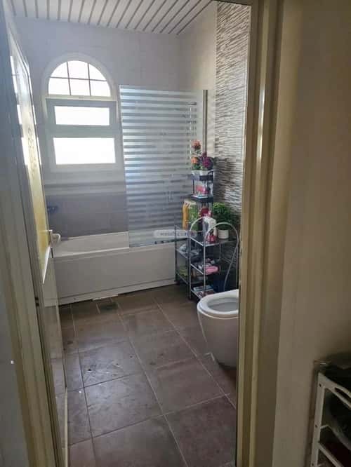 Villa 810 SQM Facing South on 20m Width Street Al-Khaleej, East Riyadh, Riyadh