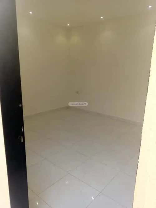 عمارة 2000 متر مربع واجهة شرقية ضاحية نمار، غرب الرياض، الرياض