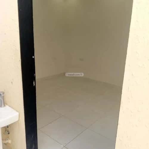 عمارة 2000 متر مربع واجهة شرقية ضاحية نمار، غرب الرياض، الرياض