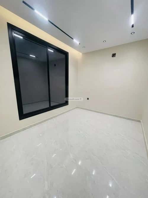 Floor 165 SQM with 4 Bedrooms Al-Muanisiyah, East Riyadh, Riyadh