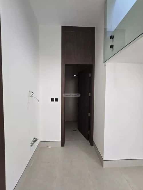 Villa 274 SQM Facing North on 15m Width Street Al-Yarmuk, East Riyadh, Riyadh