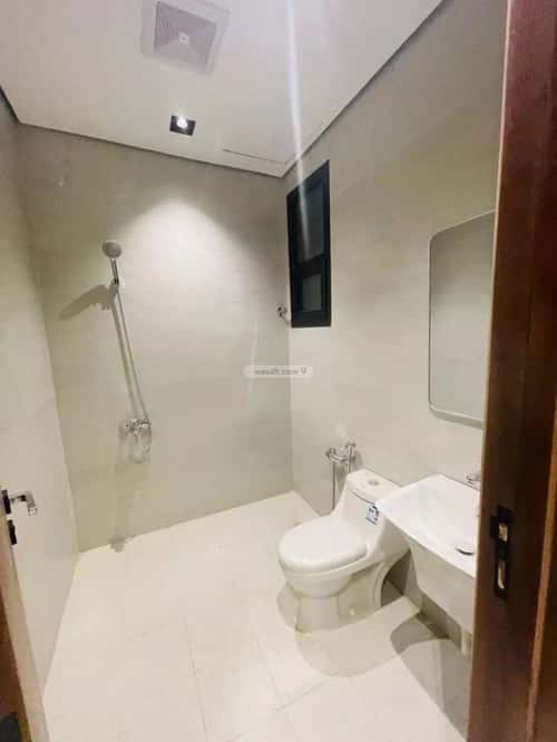 فيلا 183 متر مربع شرقية على شارع 20م المونسية، شرق الرياض، الرياض