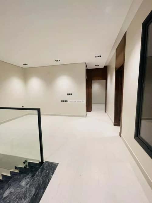 فيلا 183 متر مربع شرقية على شارع 20م المونسية، شرق الرياض، الرياض