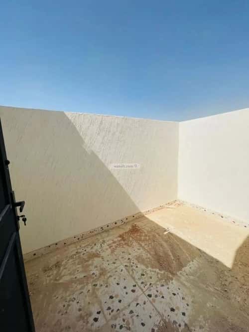 2 bedroom apartment in Al Maizilah