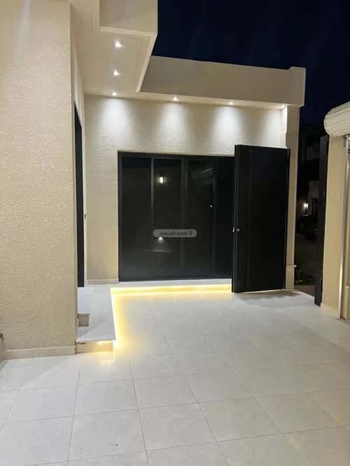 Villa 371 SQM Facing North West on 20m Width Street Al-Muanisiyah, East Riyadh, Riyadh