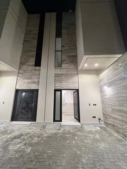 فيلا 193 متر مربع شمالية على شارع 18م الجنادرية، شرق الرياض، الرياض