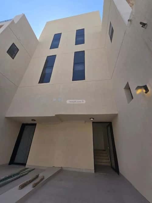 فيلا 296 متر مربع شمالية على شارع 15م اليرموك، شرق الرياض، الرياض