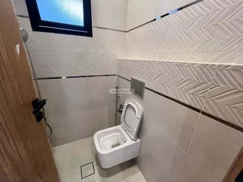 فيلا 244 متر مربع جنوبية غربية على شارع 15م المعيزيلة، شرق الرياض، الرياض