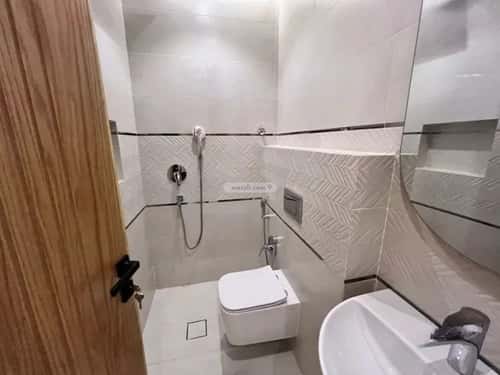 فيلا 244 متر مربع جنوبية غربية على شارع 15م المعيزيلة، شرق الرياض، الرياض