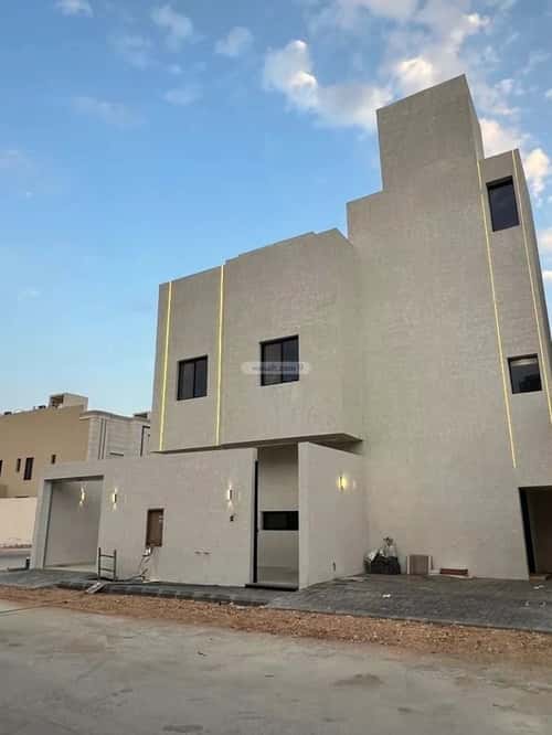 Villa 244 SQM Facing South West on 15m Width Street Al-Maizaliyah, East Riyadh, Riyadh
