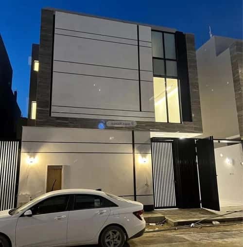 Villa 312 SQM Facing South on 15m Width Street Ar-Rimal, East Riyadh, Riyadh