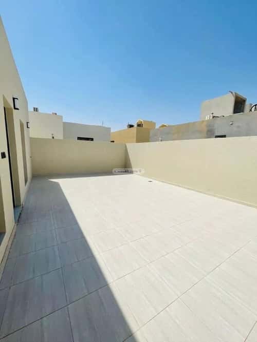 دور 248 متر مربع ب 4 غرف القادسية، شرق الرياض، الرياض