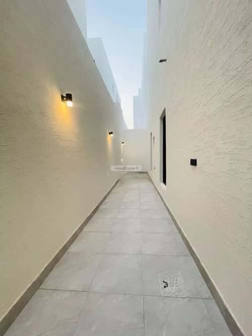 Floor 183 SQM with 3 Bedrooms Al-Maizaliyah, East Riyadh, Riyadh