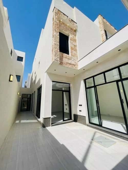 Floor 286 SQM with 5 Bedrooms Al-Qadisiyah, East Riyadh, Riyadh