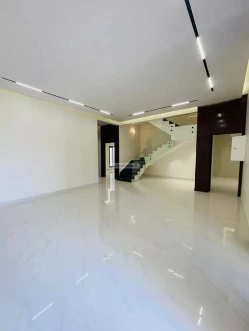 Floor 286 SQM with 5 Bedrooms Al-Qadisiyah, East Riyadh, Riyadh