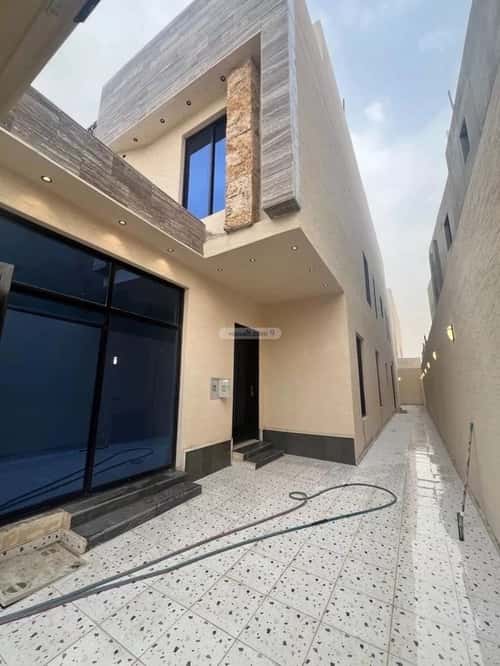 فيلا 280 متر مربع شمالية على شارع 20م الجنادرية، شرق الرياض، الرياض