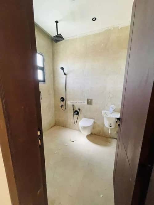 فيلا 228 متر مربع شمالية على شارع 20م المعيزيلة، شرق الرياض، الرياض