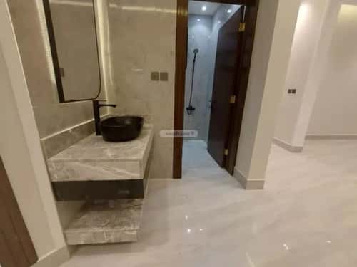 5 bedroom villa in Al Rimal