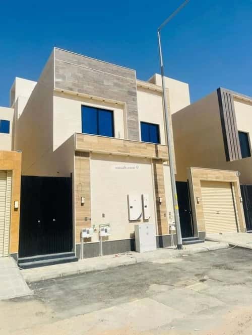 Floor 223 SQM with 3 Bedrooms Al-Janadriyah, East Riyadh, Riyadh
