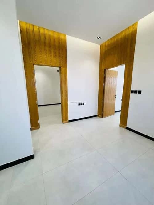 Floor 165 SQM with 4 Bedrooms Al-Janadriyah, East Riyadh, Riyadh