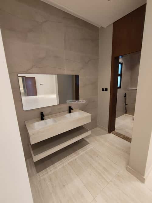 فيلا 300 متر مربع مع 3 شقق واجهة شمالية الرحمانية، شرق جدة، جدة