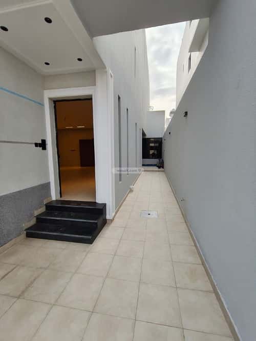 Villa 300 SQM Facing North on 15m Width Street Al Rahmanyah, East Jeddah, Jeddah