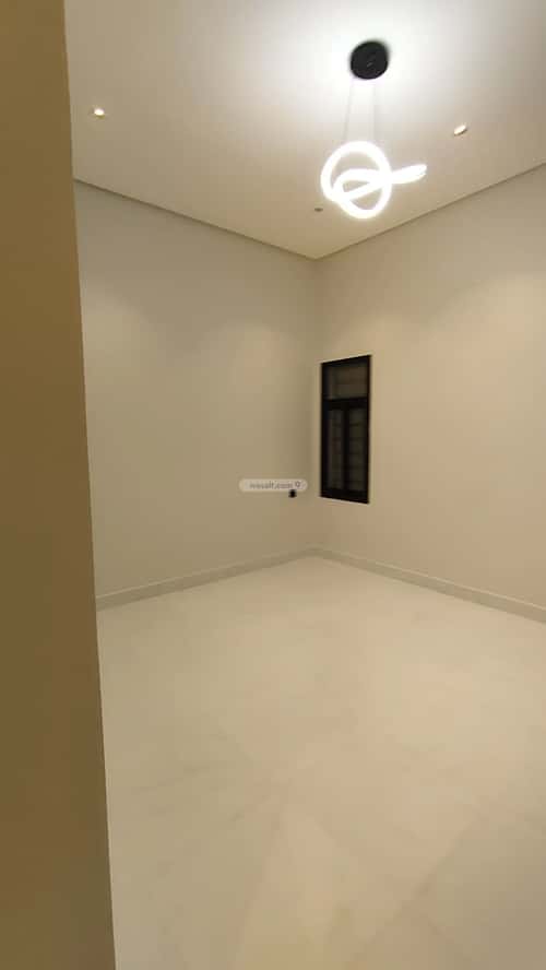 شقة ب 6 غرف المعلاة، أحد رفيدة